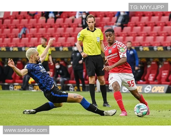 德甲激战柏林赫塔对阵美因茨全场精彩瞬间回顾与分析